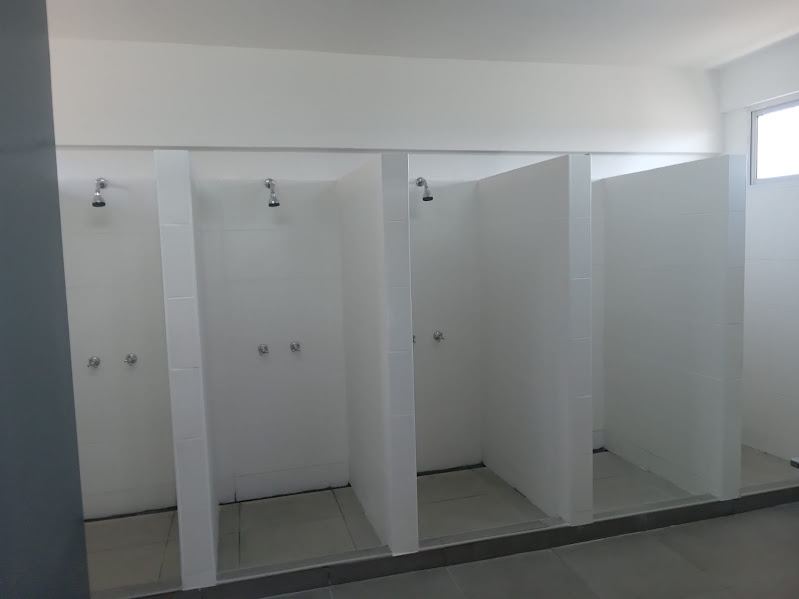 Vestuario Tapiales - duchas